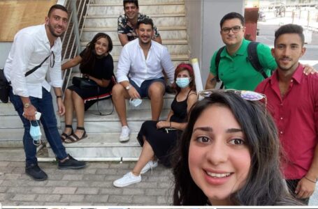 الشباب المصرى والقبرصي يبدا زيارة اليونان