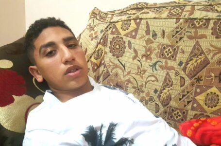 خطف طالب ثانوى وتقييده بعامود كهرباء عاريا وتصويره