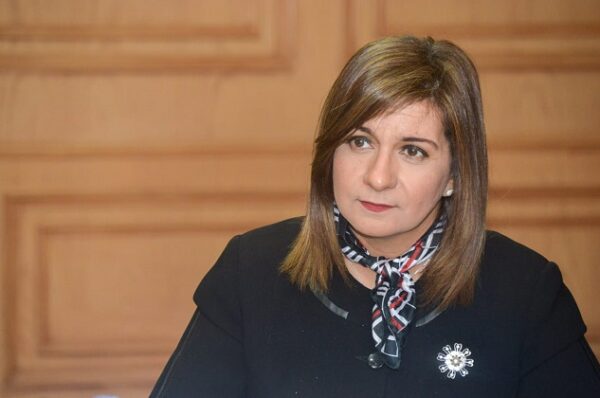 السفيرة نبيلة مكرم وزيرة الدولة للهجرة
