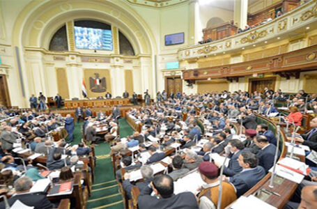 تحرك برلماني ضد وزير التعليم بسبب إلغاء « التشعيب » بالثانوية العامة