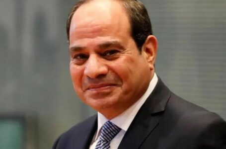 الرئيس السيسي يهنئ العراقيين بالذكرى المئوية لتأسيس الدولة العراقية الحديثة
