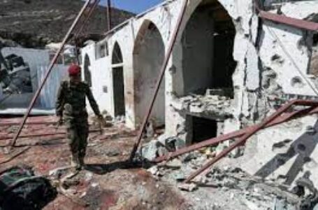 اليمن: مقتل 5 جنود وإصابة 15 آخرين بقصف صاروخي بمحافظة شبوة