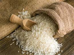 الحكومة تنفي زيادة أسعار الأرز التمويني