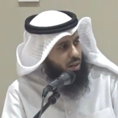 محمد آل جدعان يعلن استقالته من الإمامة بسبب التباعد بين المصلين في المساجد ويفتح النار علي الأوقاف