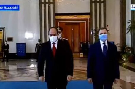 الرئيس السيسي يصل إلى مقر احتفالية وزارة الداخلية بعيد الشرطة