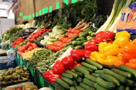 أسعار الخضراوات والفاكهة اليوم الأحد 27- 2 – 2022