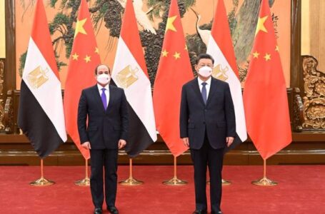 الرئيس السيسي يعقد مباحثات قمة فى بكين مع نظيره الصيني شي جين بينج