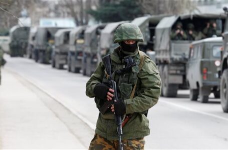 دخول قوات روسية إلى دونيتسك ولوجانسك بعد اعتراف بوتين باستقلالهما عن أوكرانيا