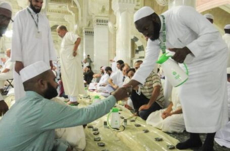 ضوابط تقديم طعام الإفطار بالمسجد الحرام خلال رمضان