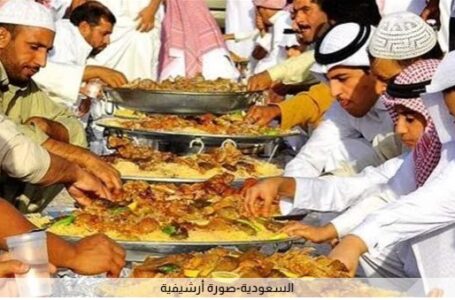 أنباء عن السماح للمطاعم بتقديم المأكولات في نهار رمضان بالسعودية يثير الجدل