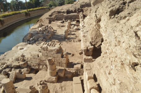 اكتشاف أثري جديد بقايا معبد و85مقبرة من العصر البطلمي بسوهاج