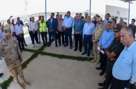 وزير الري في الإسكندرية يتفقد مشروعات المياه