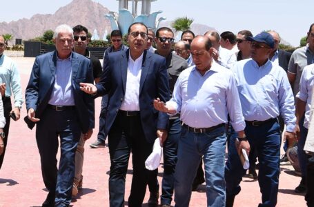رئيس الوزراء يوجه بضرورة الانتهاء من أعمال مدخل شرم الشيخ