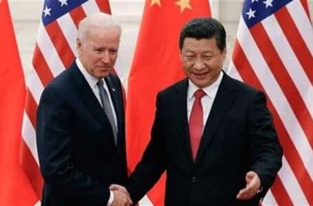 بايدن يجتمع مع الرئيس الصيني ويحذر من أي عمل عسكري ضد تايوان
