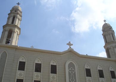 مدبولي يعلن الموافقة على تقنين أوضاع 125 كنيسة ومبنى تابعا