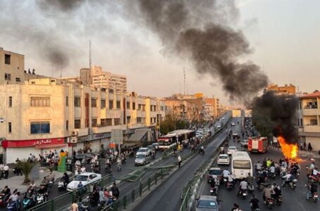 قتل رئيس مخابرات الحرس الثوري الإيراني خلال اندلاع الاحتجاجات