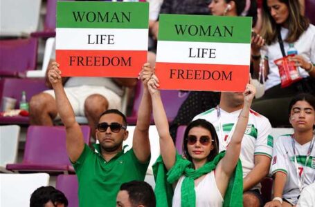 إيران تقطع البث التليفزيوني لكأس العالم بسبب النشيد الوطني