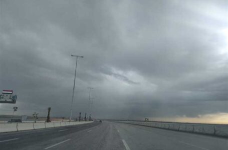 الإسكندرية تعلن تعطيل الدراسة غدًا بسبب النوّة والأمطار