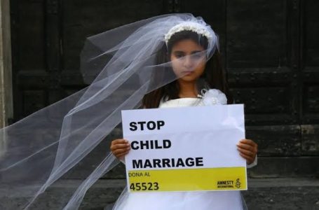 زواج القاصرات ظاهرة عالمية … “أطفال في الكوشة