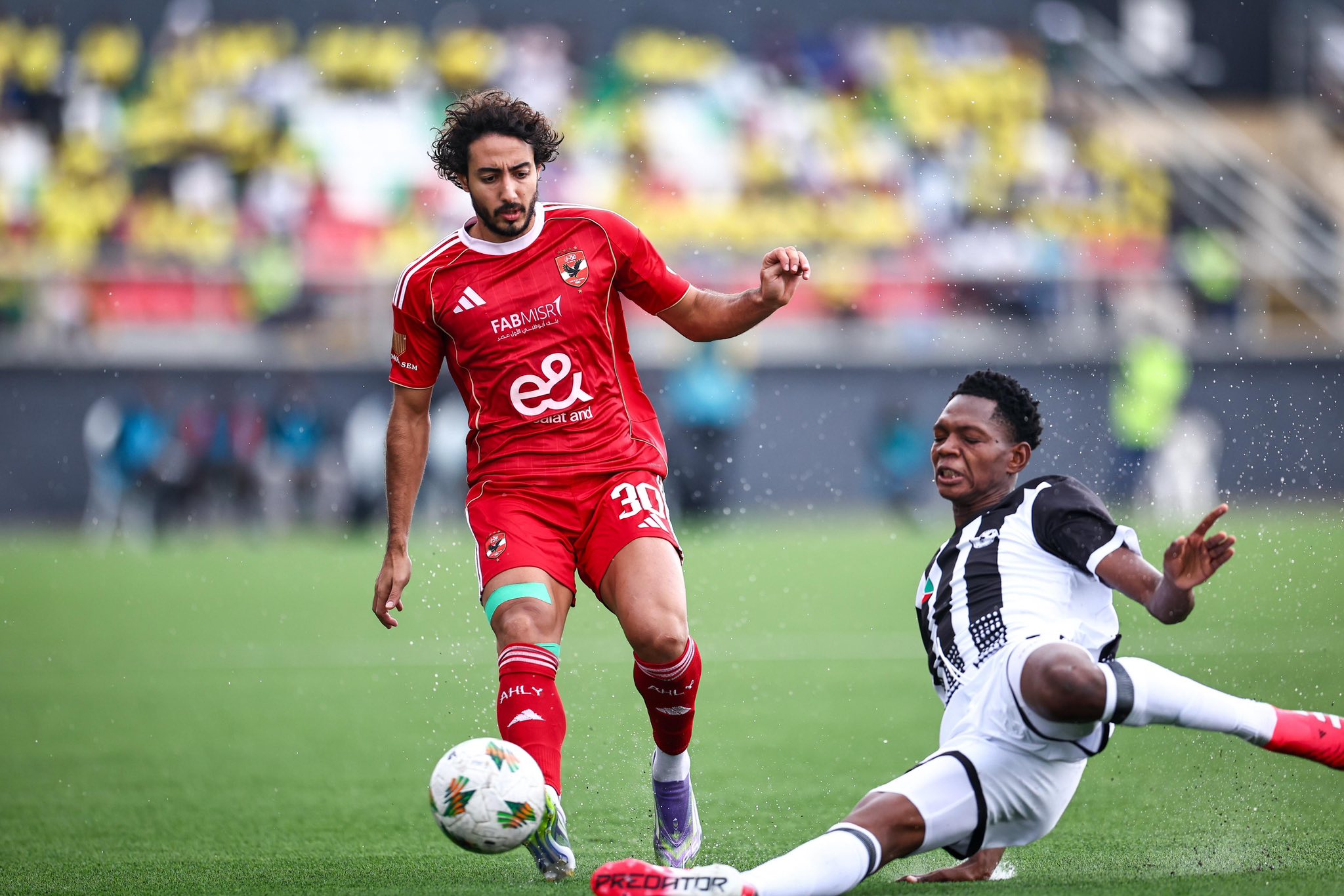 الأهلي يتفوق على إيجل نوار