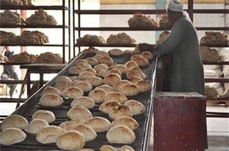 من هو المتضرر؟ شعبة المخابز تكشف مصير سعر الخبز بعد زيادة البنزين والسولار
