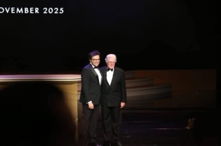 «كان يا مكان في غزة» يتوّج ثلاث جوائز في ختام الدورة الـ46 لمهرجان القاهرة السينمائي